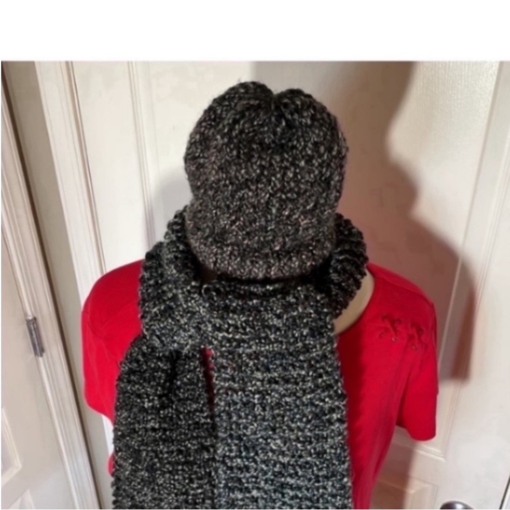 Handmade Knit Beanie Scarf Set Black Gray Teal Mauve Hat Coord Set Winter Gifts - Picture 8 of 16
